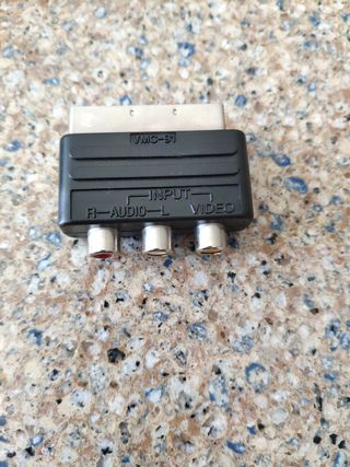 36 cables varios,pc, ps1,iphone,transformadores