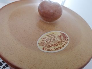 Tegame in terracotta nuovo