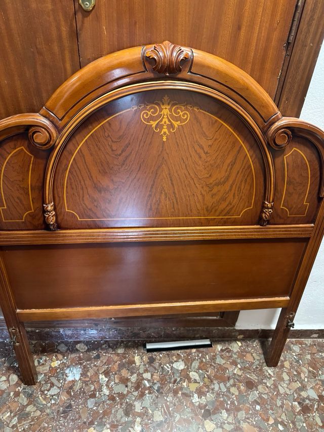 Cabzza de cama y de pies