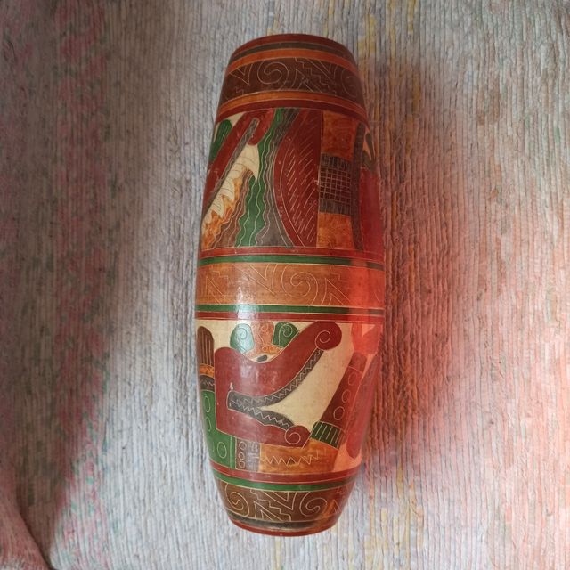 Florero de cerámica. Nicaragua