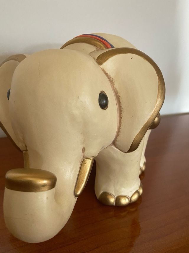 Elefante thun grande