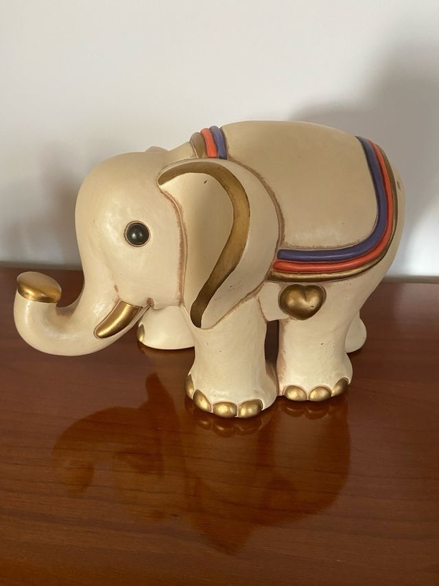 Elefante thun grande