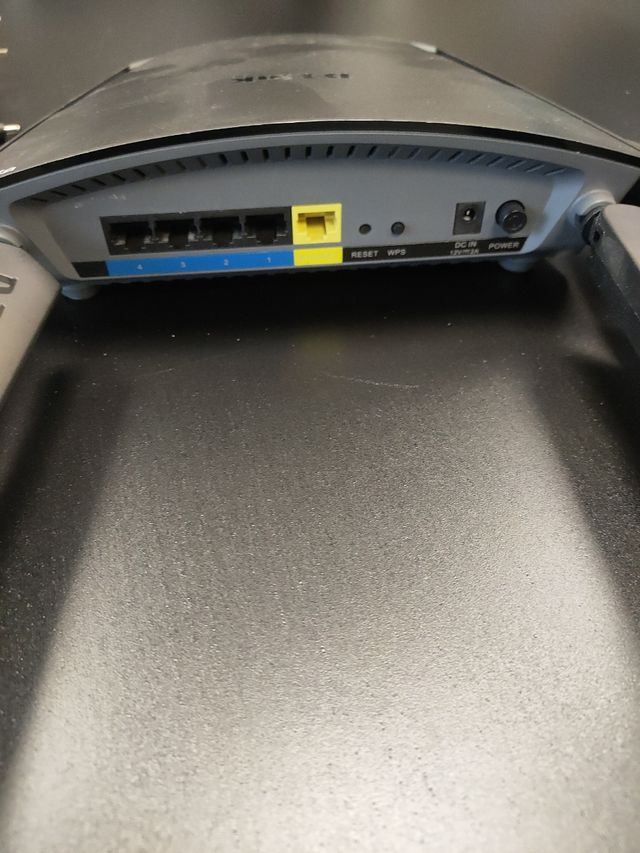 Router D-Linl Dir1960