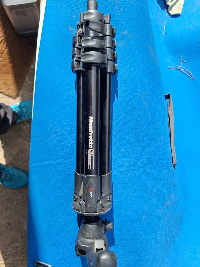 Trípode manfrotto 785b