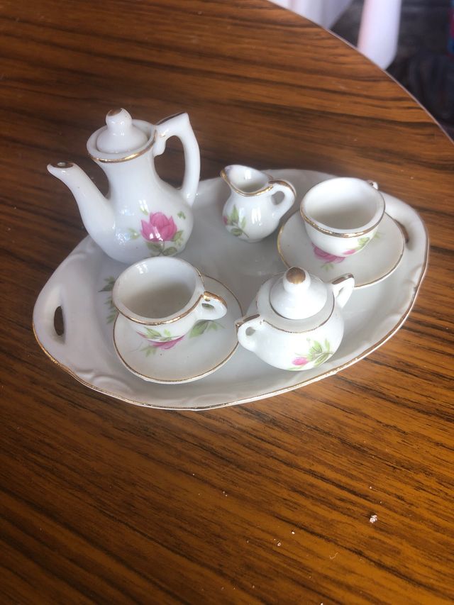 Juego de te en miniatura