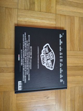 Libro Documental "Vans 1966 A EUROPEAN SKATEBOARD 