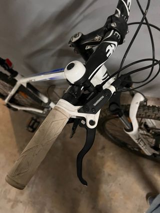 Bicicleta montaña BH