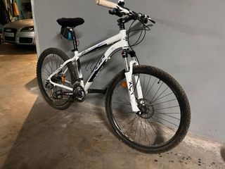 Bicicleta montaña BH