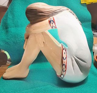 Figura chica soñando