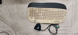 Teclado Logitec inalambrico