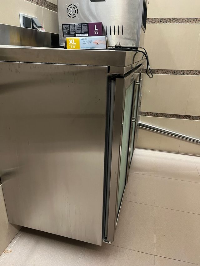 Vitrina frio dos puertas