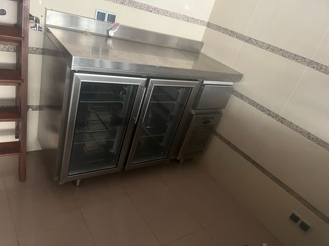 Vitrina frio dos puertas