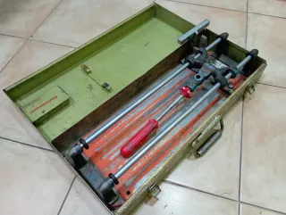 Maquina de cortar Azulejos Rubi