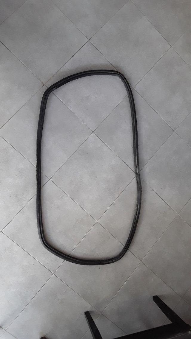 Marco de ventana delantera BMW e 21