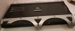 Subwoofer Pioneer y etapa JBL