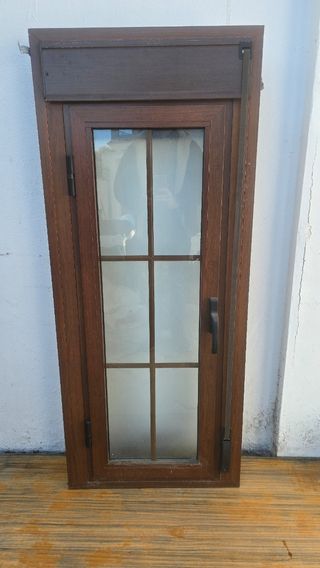 Ventana aluminio color embero 1.45x0.56