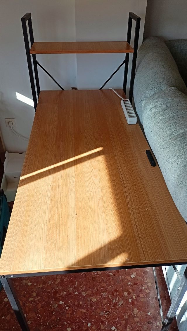 Escritorio Kecil 140 cm - Negro