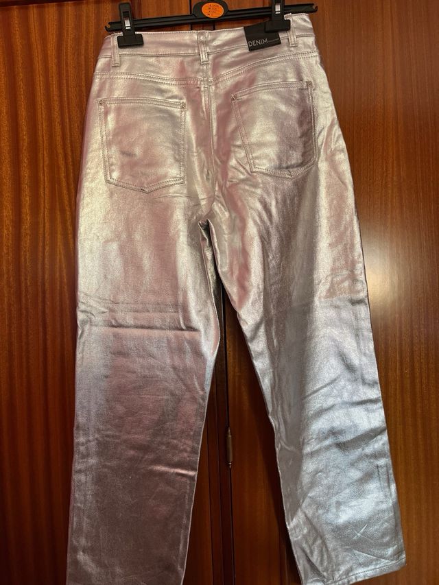 Pantalon metalizado plata