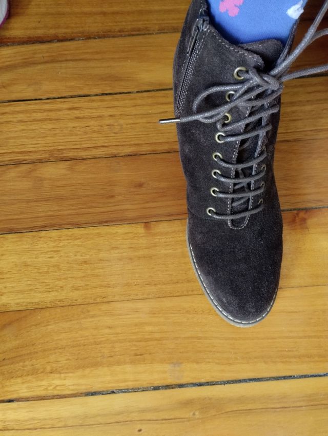 Botines serraje talla 40