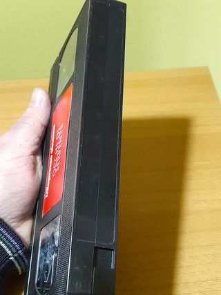 VIDEOCASSETTA VHS FILM EROTICO OCCHI DI SERPENTE