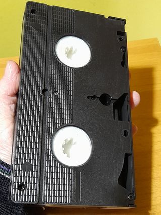VIDEOCASSETTA VHS FILM EROTICO OCCHI DI SERPENTE