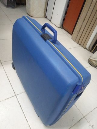 Maleta Samsonite dura con ruedas