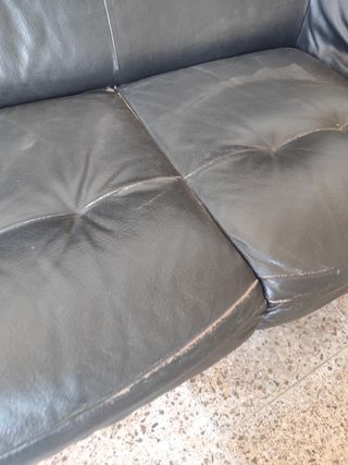 Sofá cuero 2 plazas