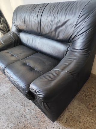 Sofá cuero 2 plazas