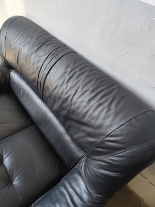 Sofá cuero 2 plazas