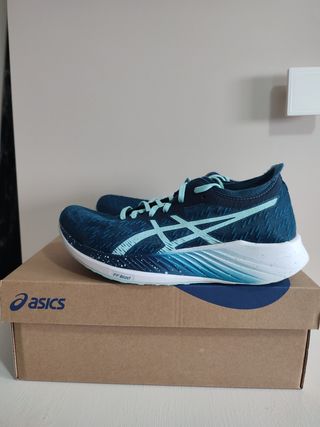 Zapatillas Asics Magic Speed 