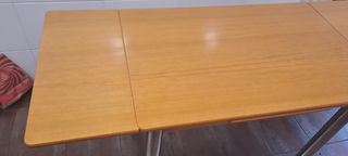 mesa cocina madera haya+ cuatro sillas