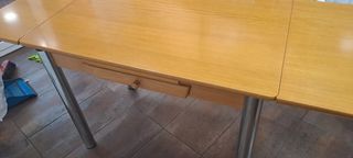 mesa cocina madera haya+ cuatro sillas