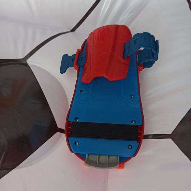 Juego de dispara dardos Spiderman