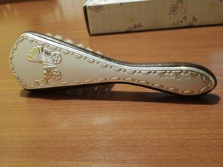 Spazzola capelli per neonati