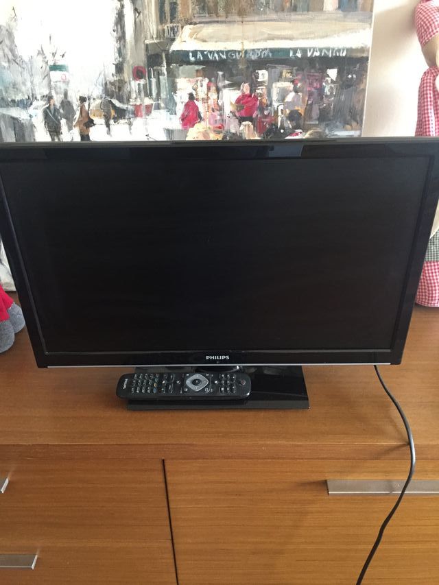 Televisor Philips 2800 series 32PFL2807H/12