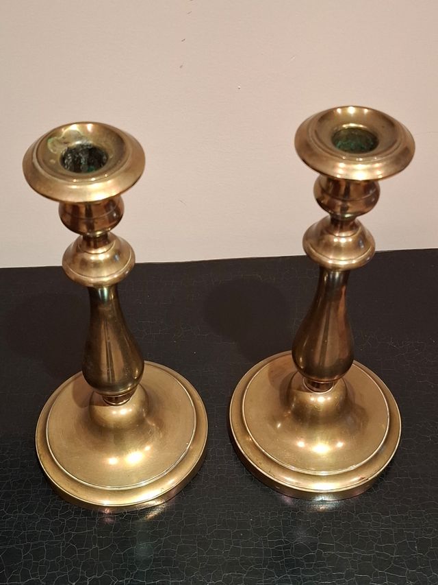 Pareja candelabros bronce