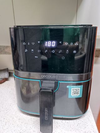 Freidora de aire Wi-fi black