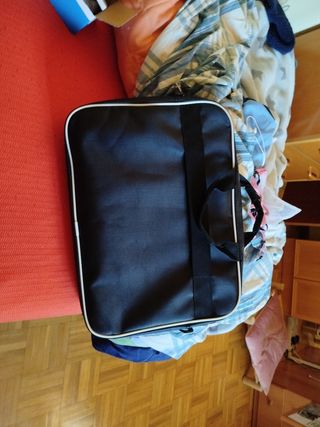 Maletín con cremallera