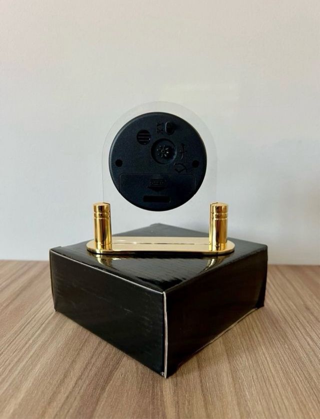 RELOJ DE MESA CON ALARMA