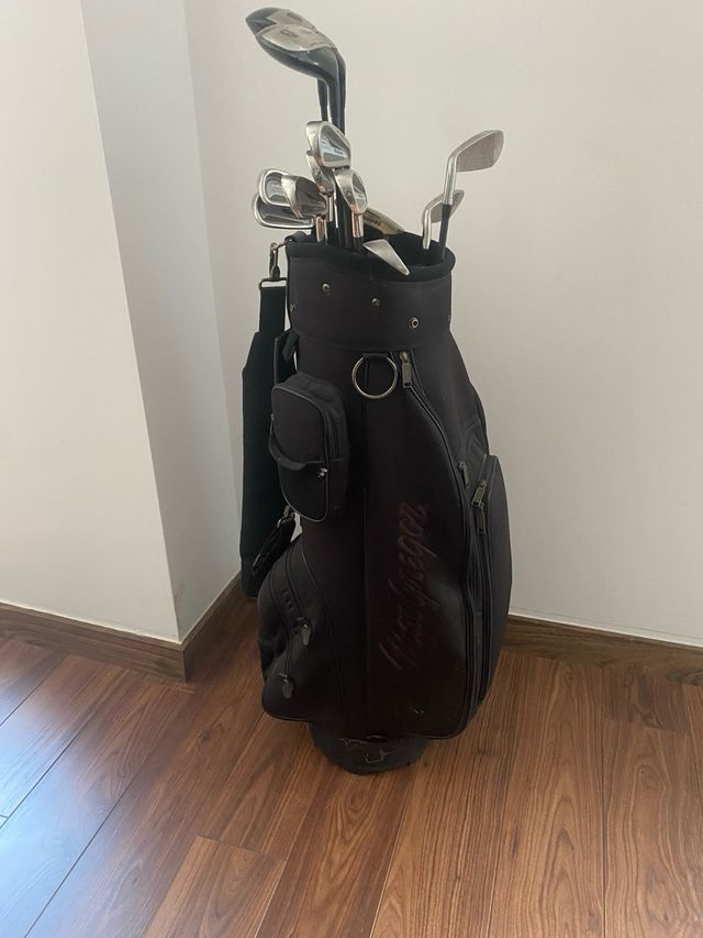 Palos de golf MacGregor