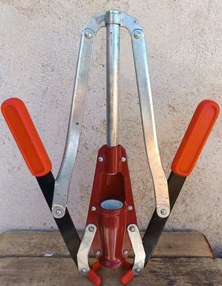 ENCORCHADORA PEQUEÑA