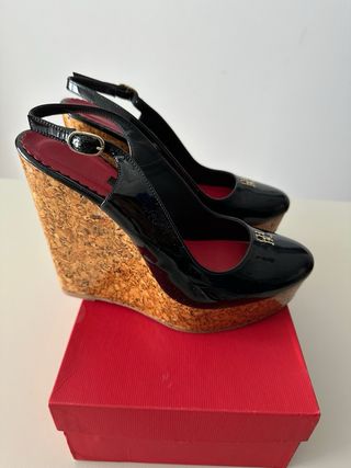 Sandalias cuña Carolina Herrera