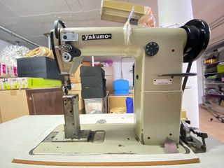 Máquina de  coser industrial en Murcia