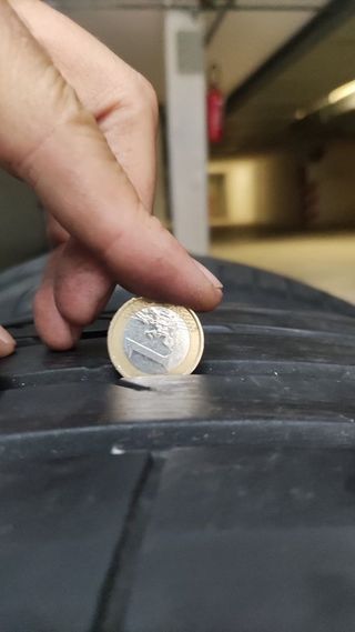 2 gomme Bridgestone Dueler HP 255 45 R 20 101W