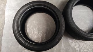 2 gomme Bridgestone Dueler HP 255 45 R 20 101W