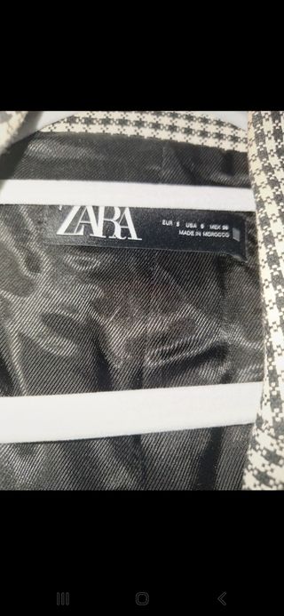 Chaqueta cuadros Zara