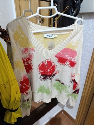 Jersey súper bonito desigual