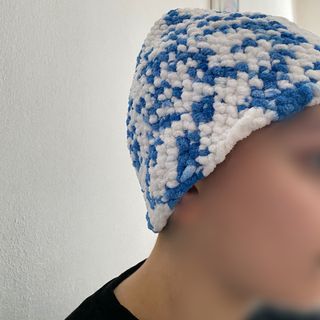 Berretto di lana sintetica 
