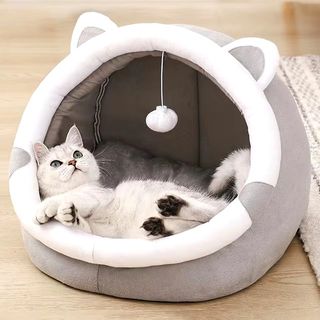 Cuccia per gatti per interni con giocattolo appeso