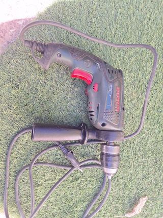 Taladro Bosch 570w